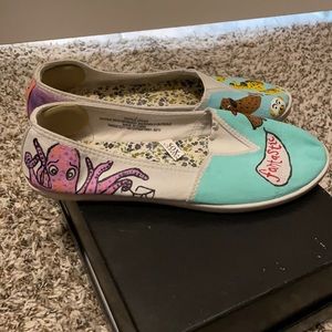 Hand painted originals!  Size 7